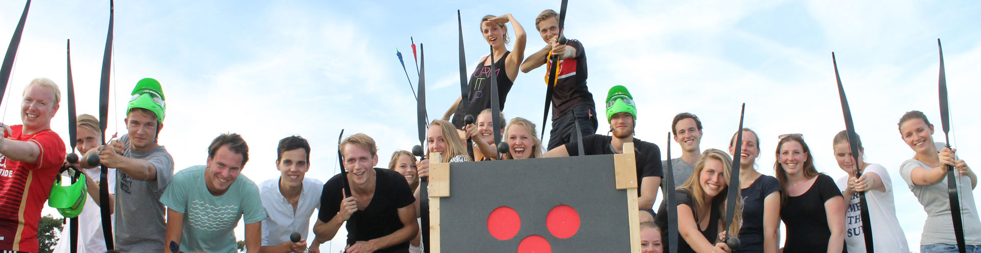 Of u nu wint of verliest, iedereen heeft veel plezier bij Archery Tag